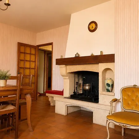 Ferienhaus Maison Familiale Avec Jardin Et Terrasse Saint-Jean-du-Bruel