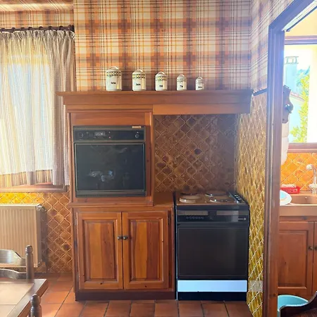 Maison Familiale Avec Jardin Et Terrasse Ferienhaus *